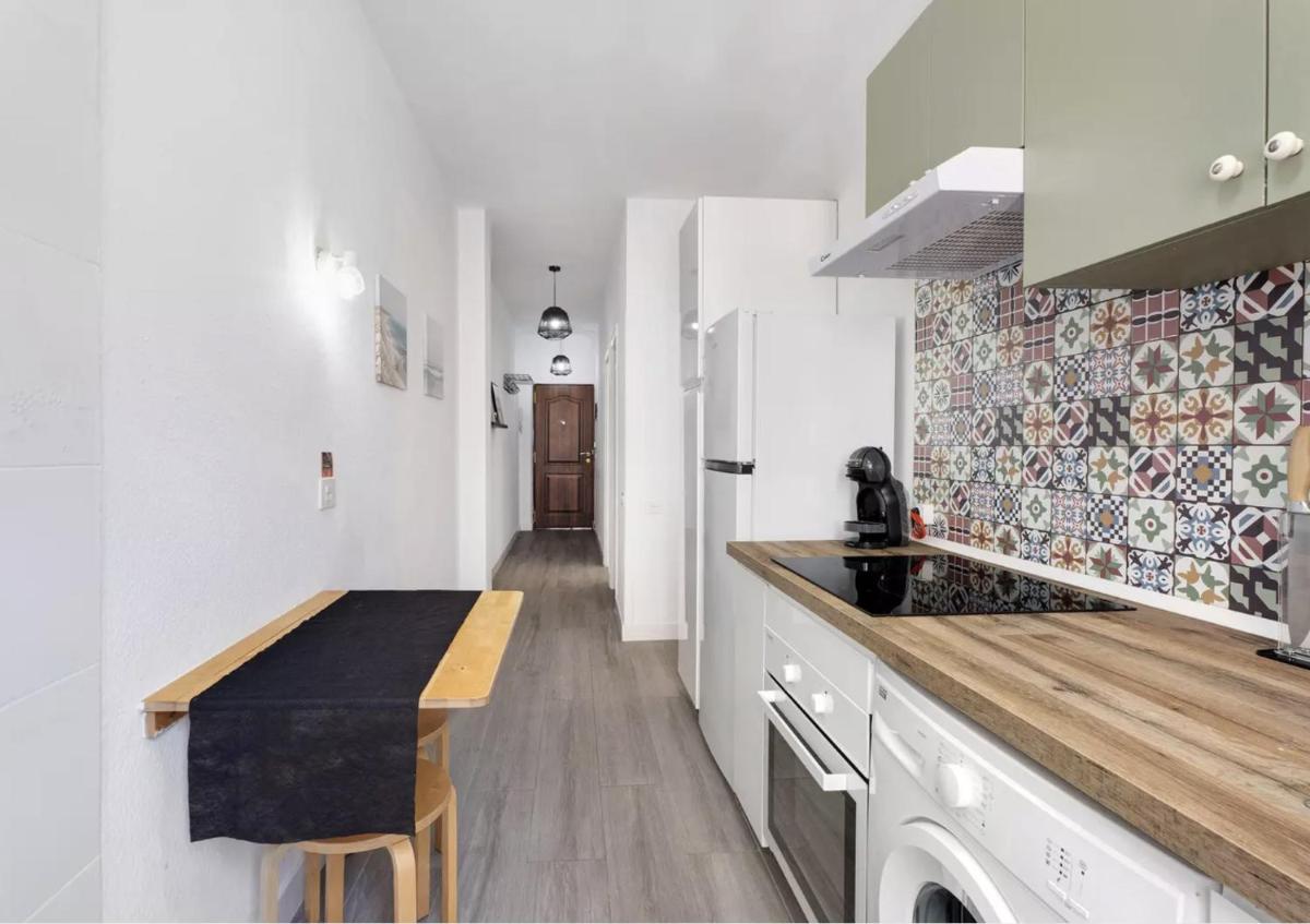 Suitetrails - Neptumar Sunset Apartment
