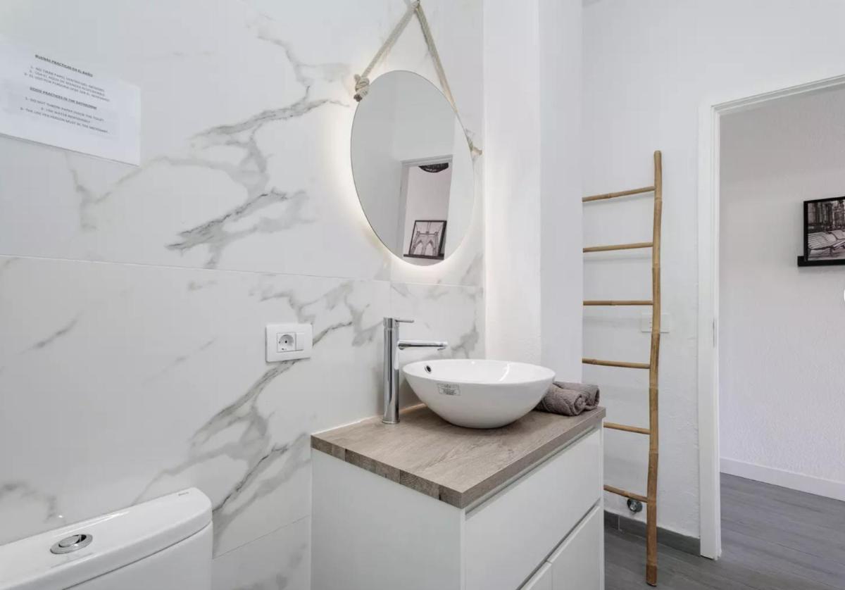 Suitetrails - Neptumar Sunset Apartment