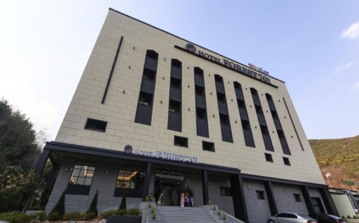 Forest 701 hotel - Housity