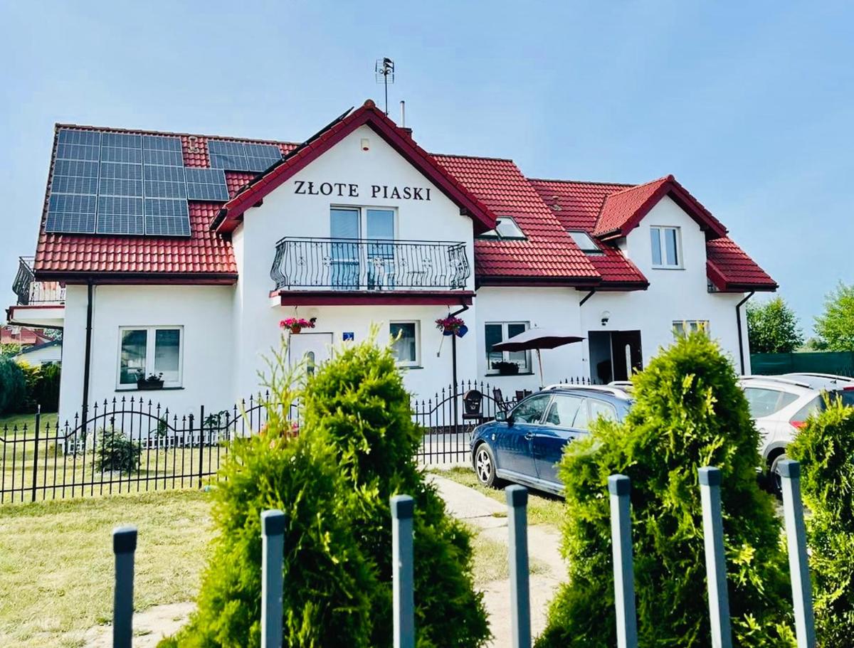 Złote Piaski Pensjonat z basenem - Housity