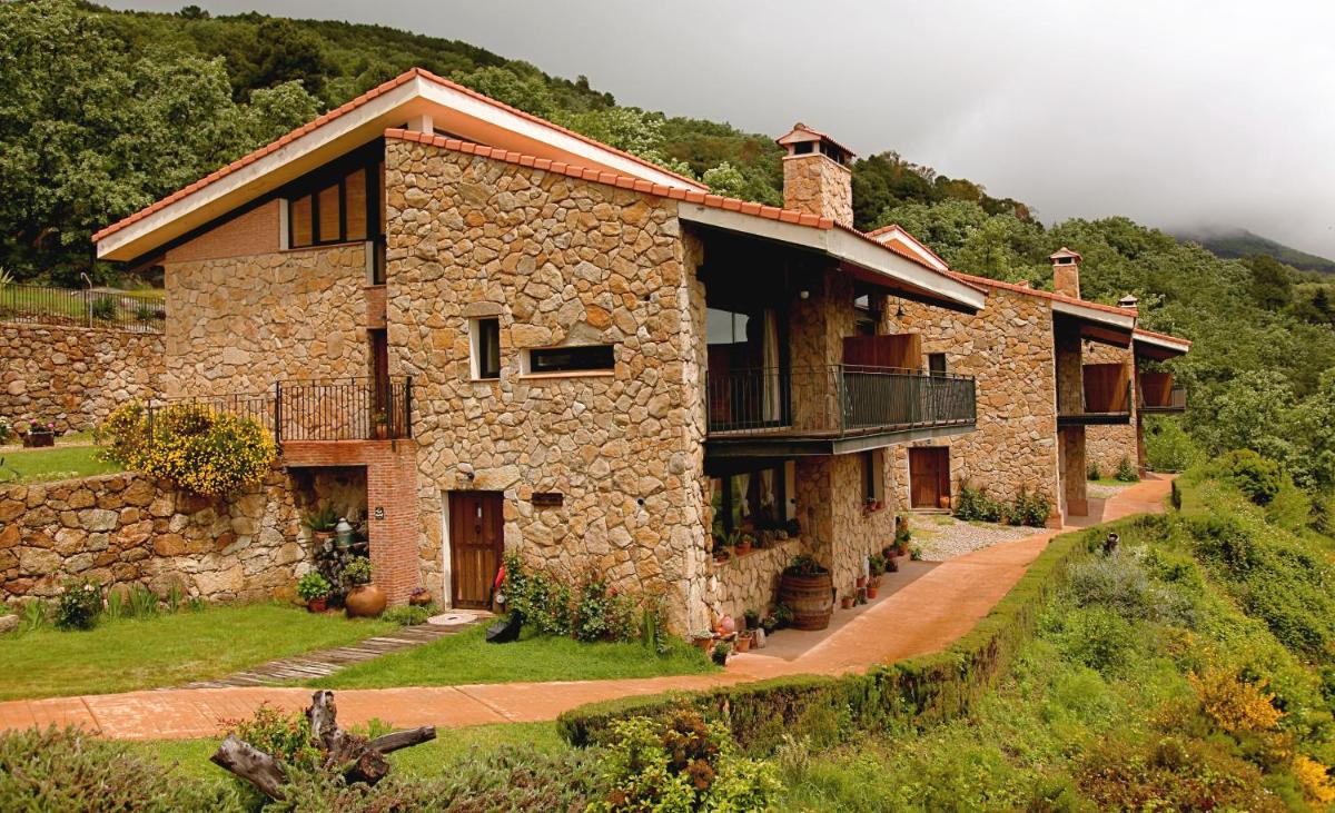 Las Casas de Agapito - Housity