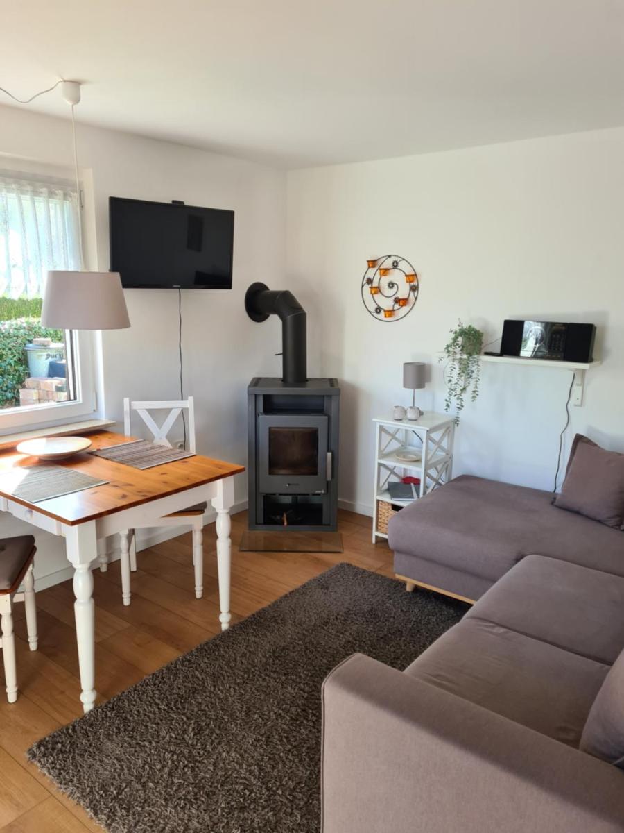 Ferienhaus am See - Housity