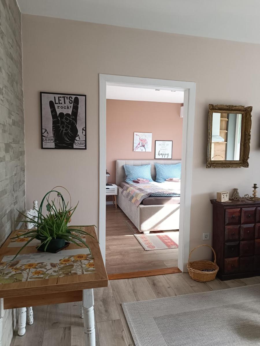 Cozy, Nice & Quiet apartment Lucky Sarajevo - Free public parking - Housity