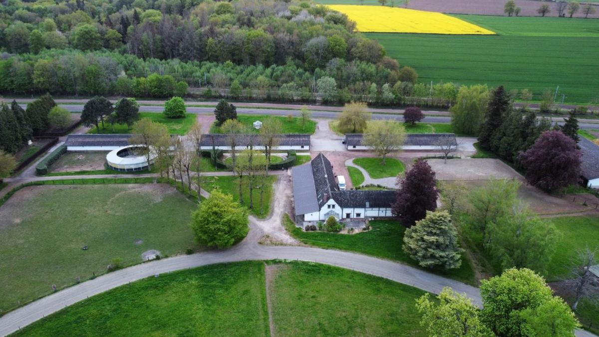 Gite Haras du Bois de Formerie - Housity