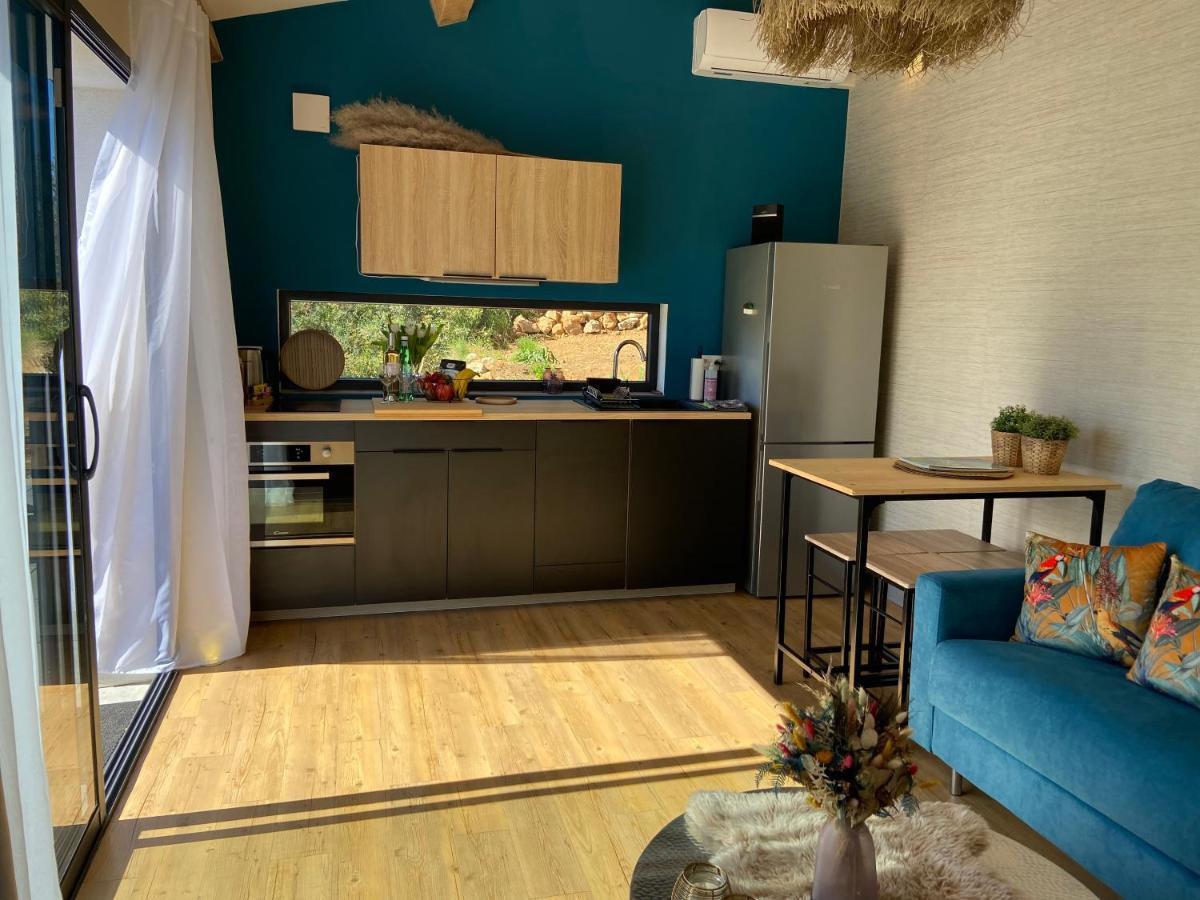 Eva's Cabanon - Hizvo