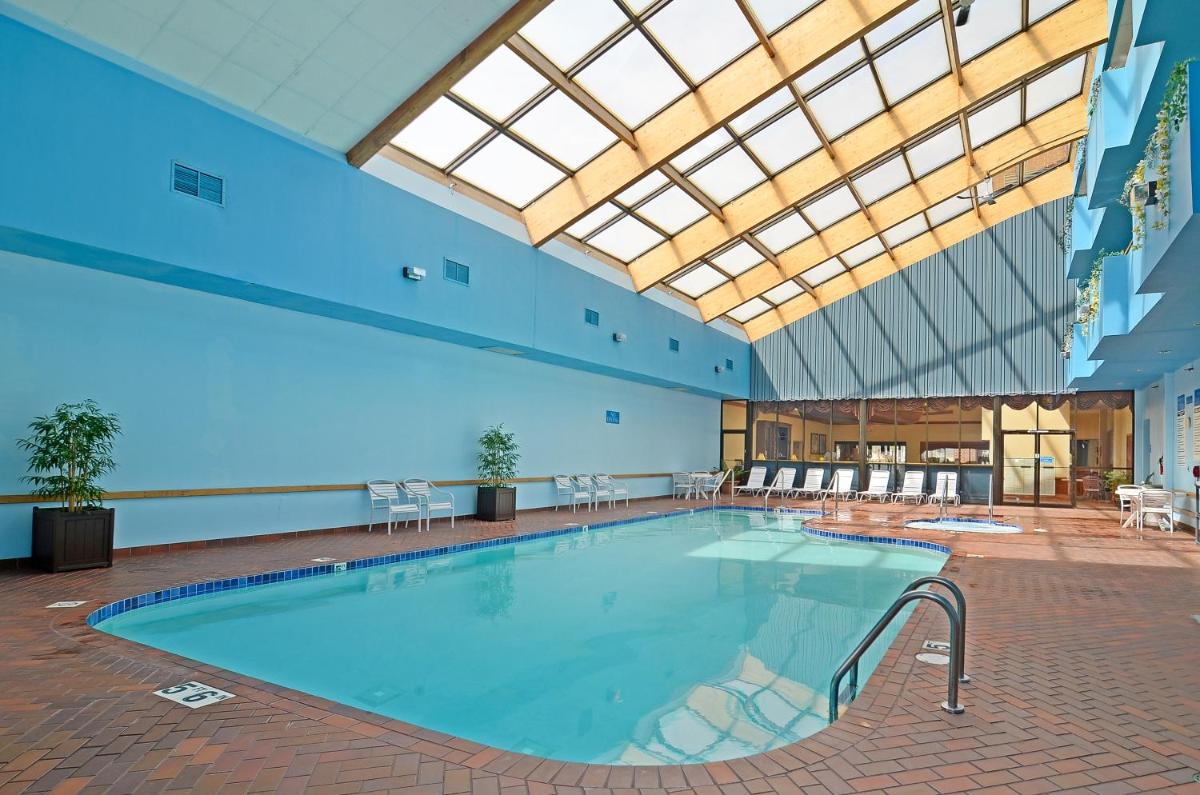 The Inn on Maritime Bay, an Ascend Collection Hotel - Housity