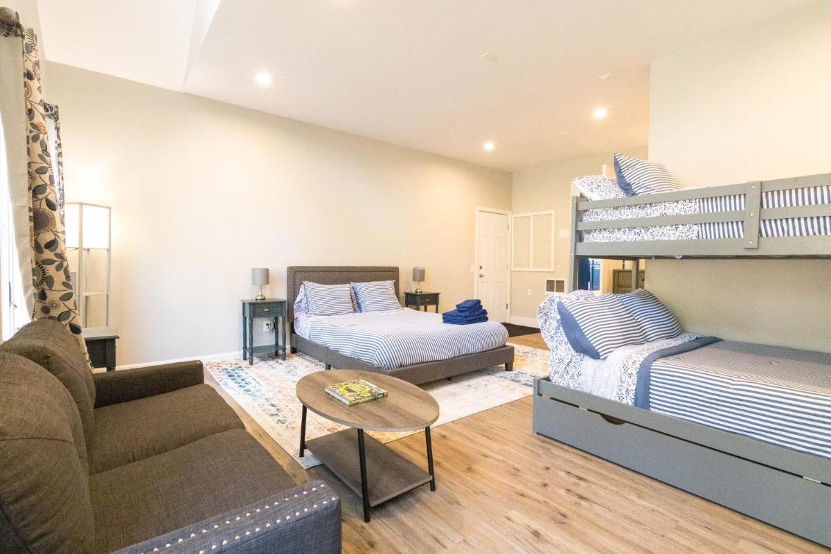Point Sebago Resort - Housity
