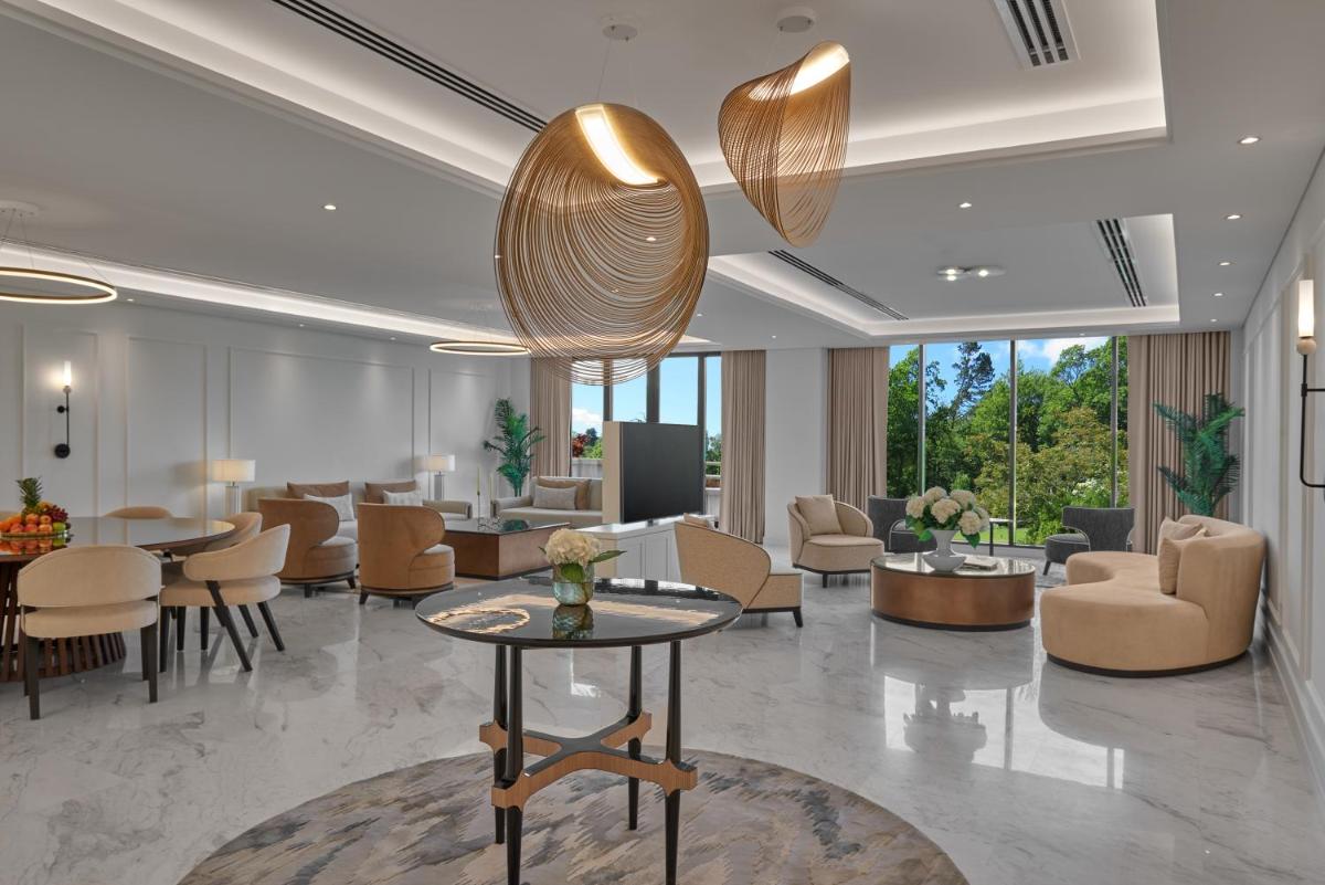 Grand Hyatt Residence - Housity