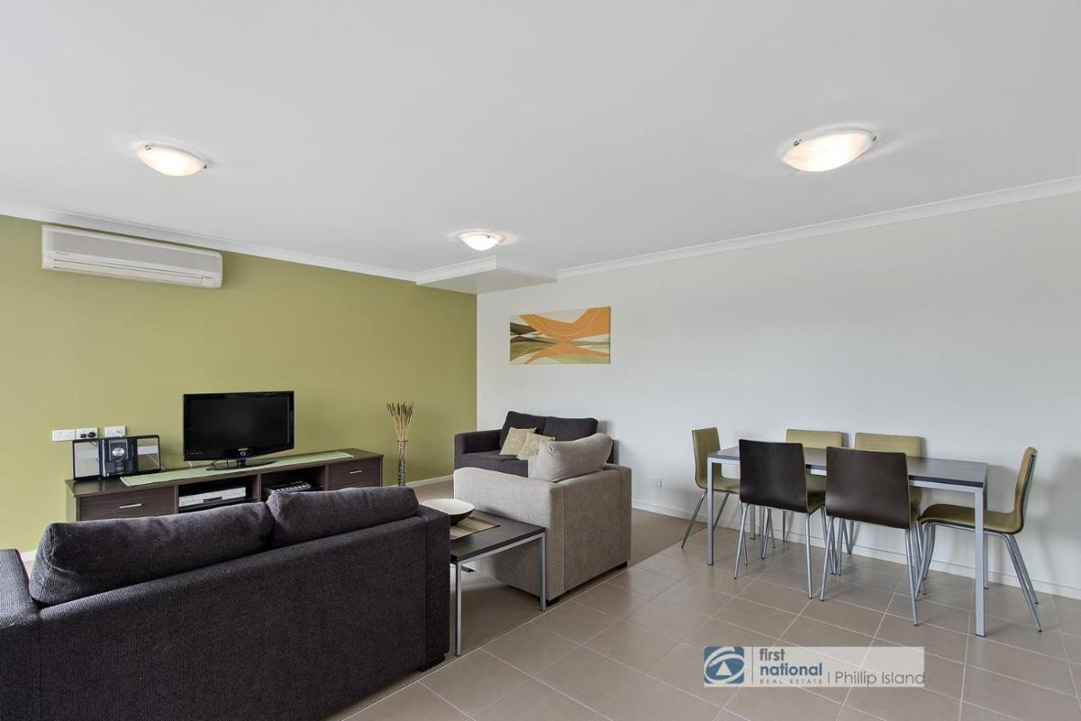 2-146 Thompson Ave Cowes - Housity