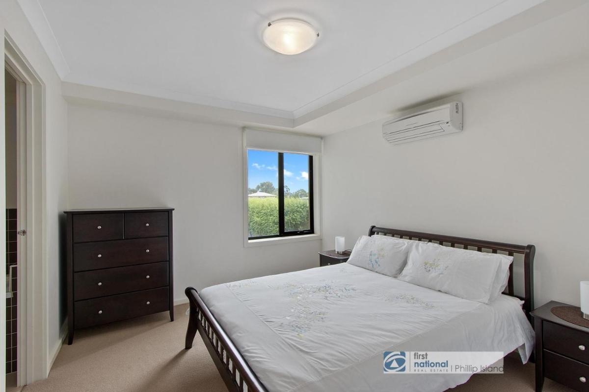 2-146 Thompson Ave Cowes - Housity