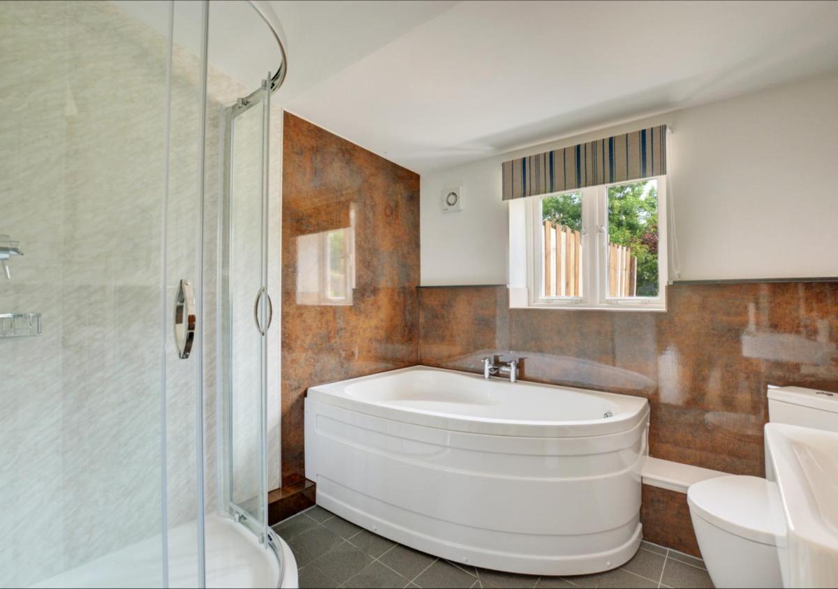 Hawthorn Cottage - Housity