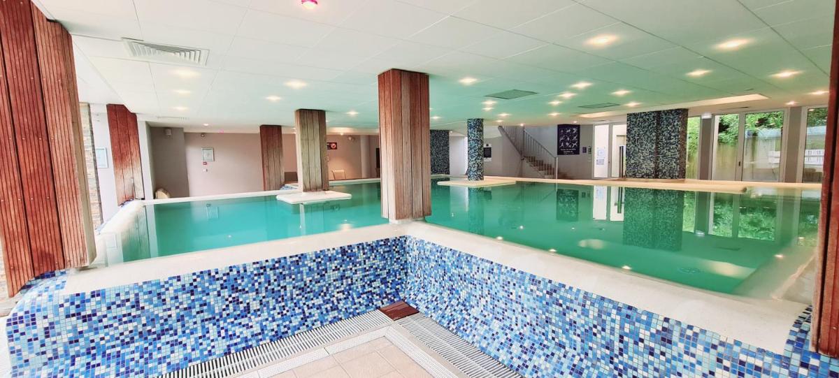 Piscine de l'établissement Résidence Goélia Les Gorges de la Truyère ou située à proximité