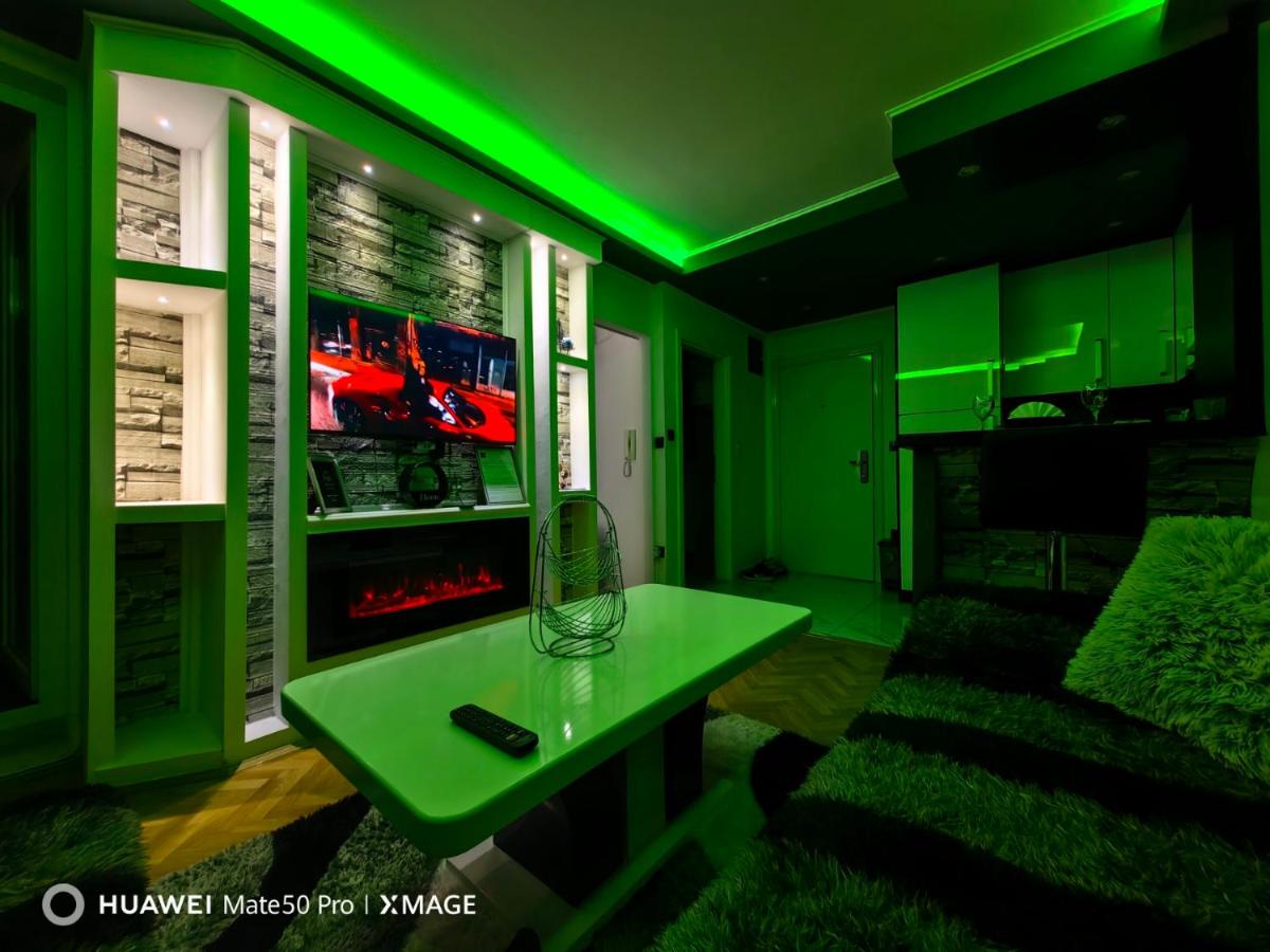 Apartmani AMONA STAN NA DAN - Housity