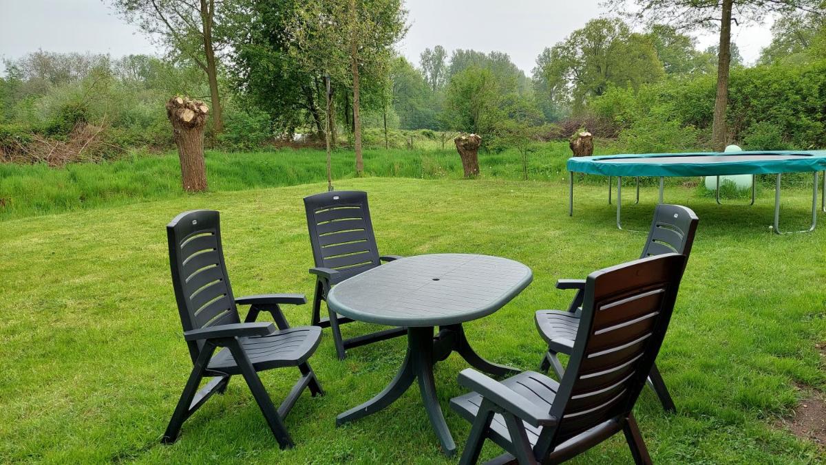 Holiday Home Achterbos - Housity