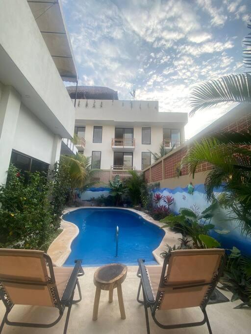 Suitetrails - Casa El Faro is a Spacious 4 Bedroom House with a pool