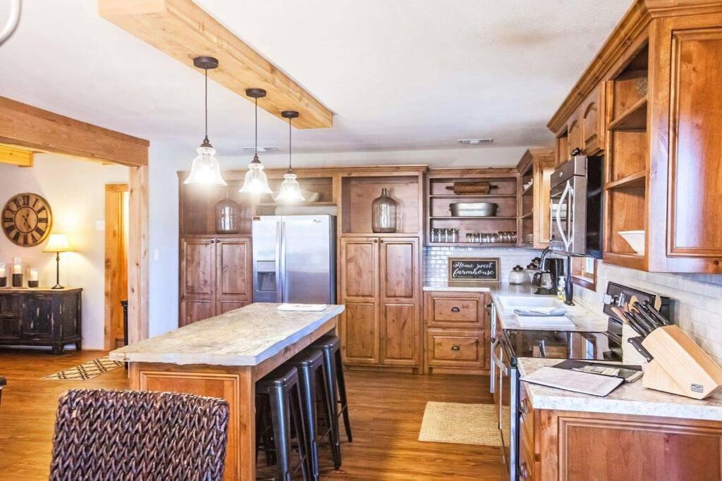 The Farmhouse - Housity