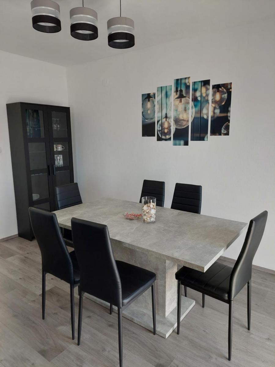 Apartment Palada - Housity