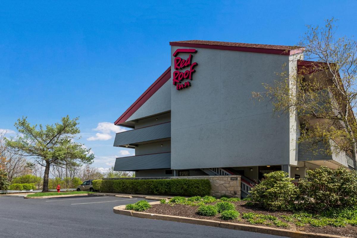 Red Roof Inn Wilkes-Barre Arena - Housity
