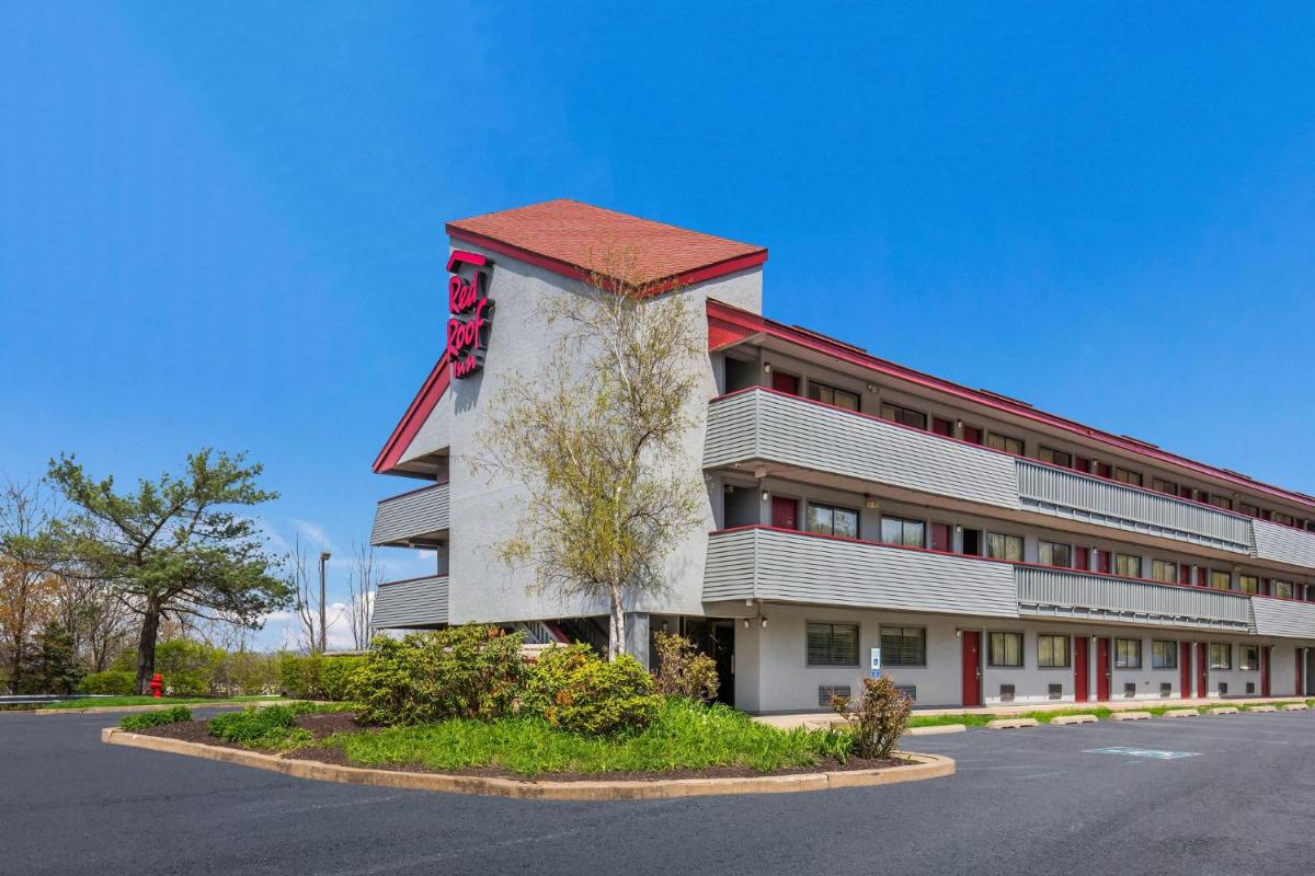 Red Roof Inn Wilkes-Barre Arena - Housity