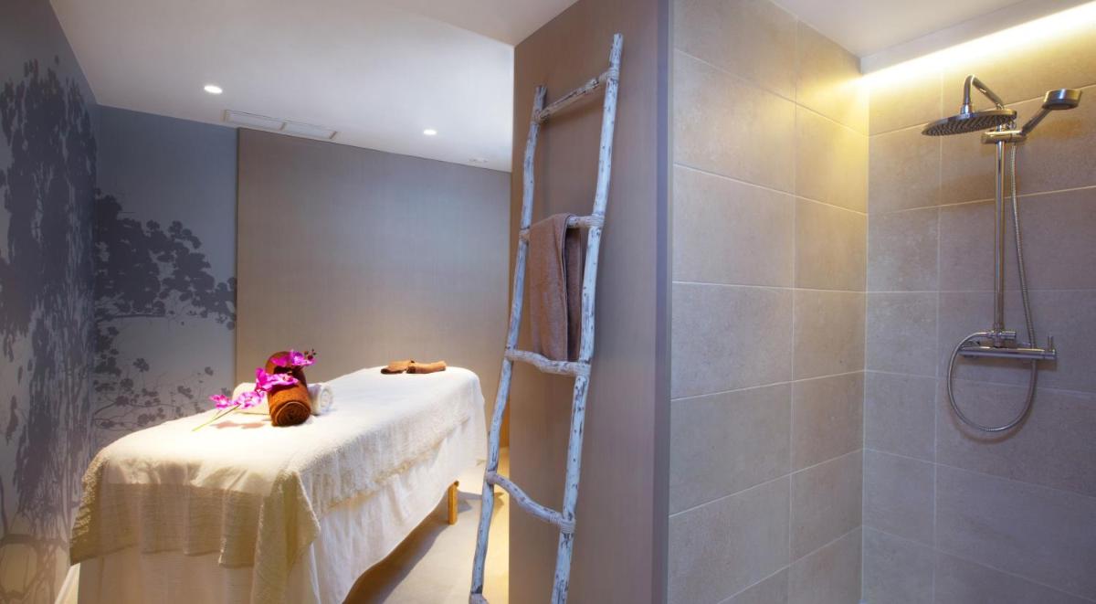Un baño de JS Palma Stay - Adults Only