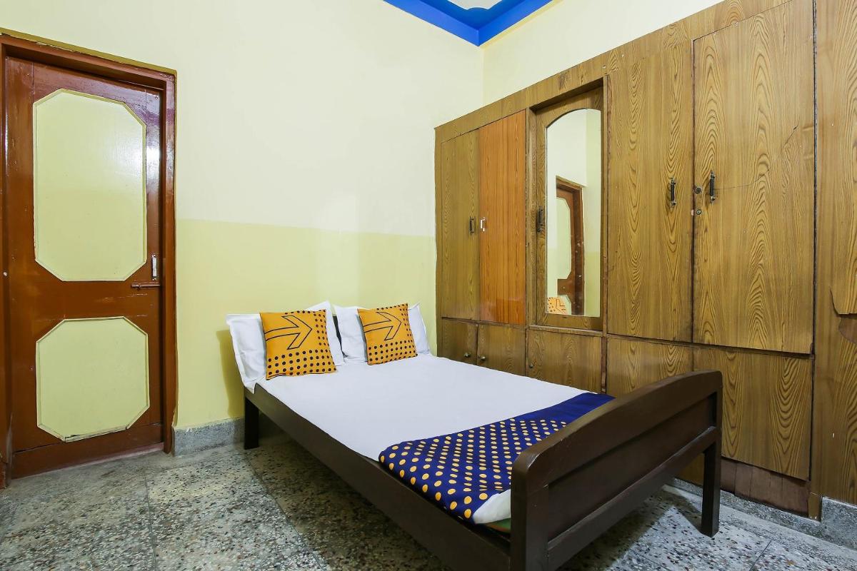 SPOT ON Cherish Guest House - Housity
