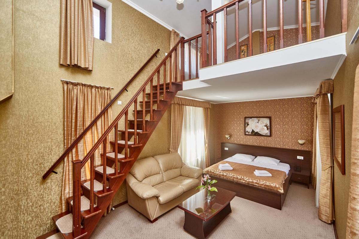 Royal Street Hotel - Housity