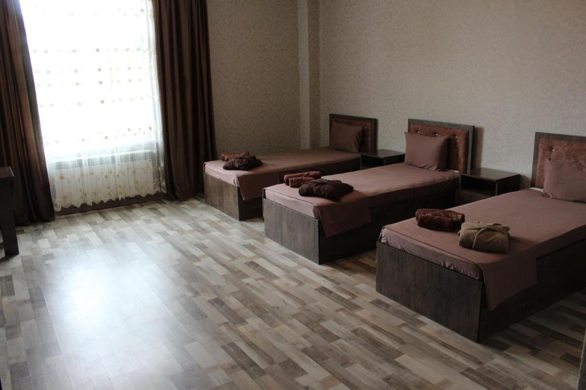 Nur Naftalan - Housity
