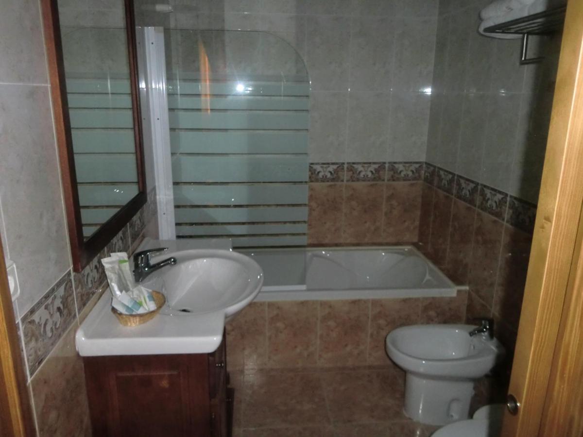 Un baño de Hotel Gasaqui