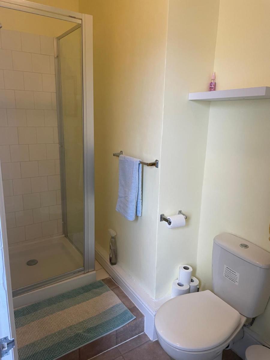 Seaview Public House - Housity