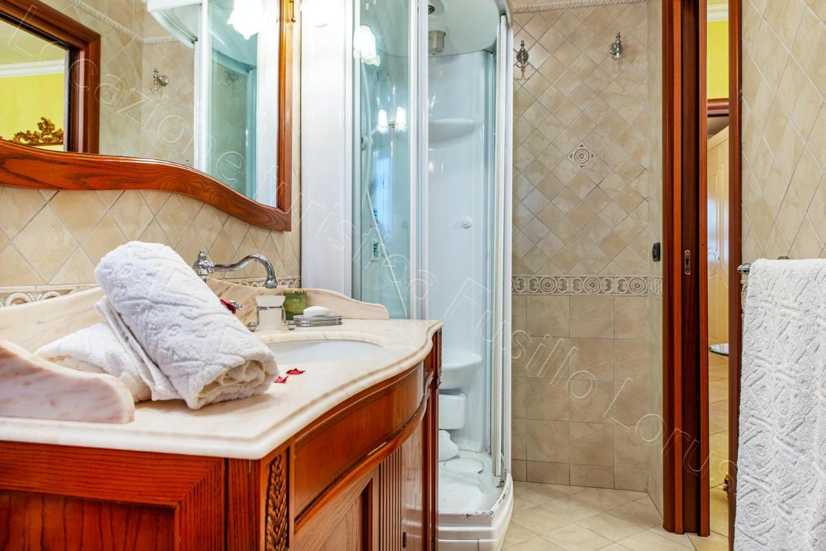 Chic Apartment in Barletta - Sunny Terrace - Housity