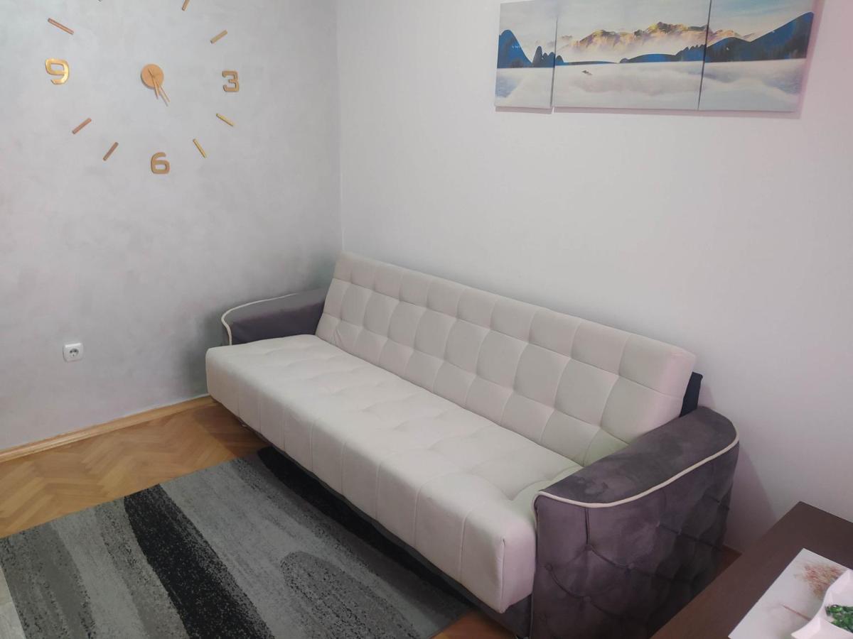 Apartman kod autobuske - Housity