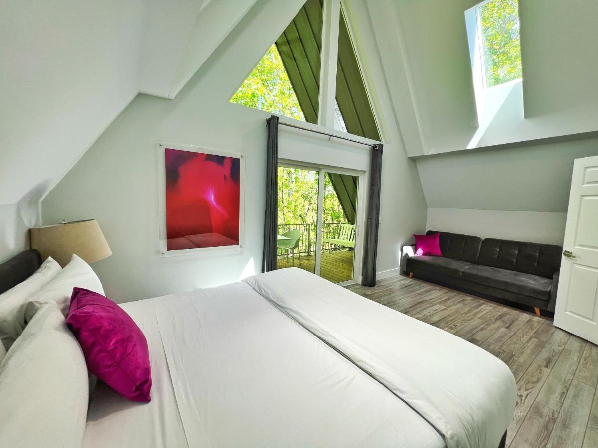SKYLARANNA Resort & SPA - Housity