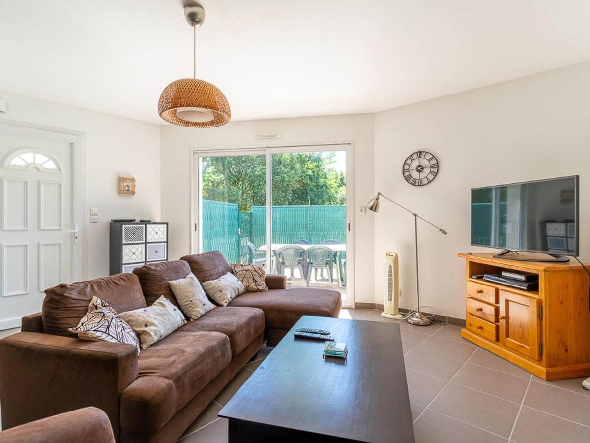 Maison 6 pers. à Biscarrosse, proche lac, jardin, BBQ, WiFi, parking, ménage inclus - FR-1-319-479 - Housity