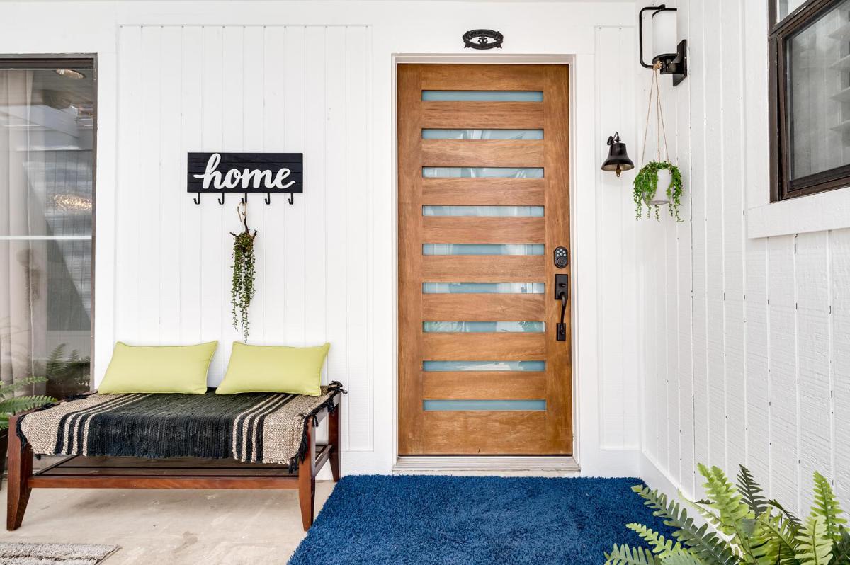 Chic Townhouse on Lake LBJ with Wet Boat Slip - Housity