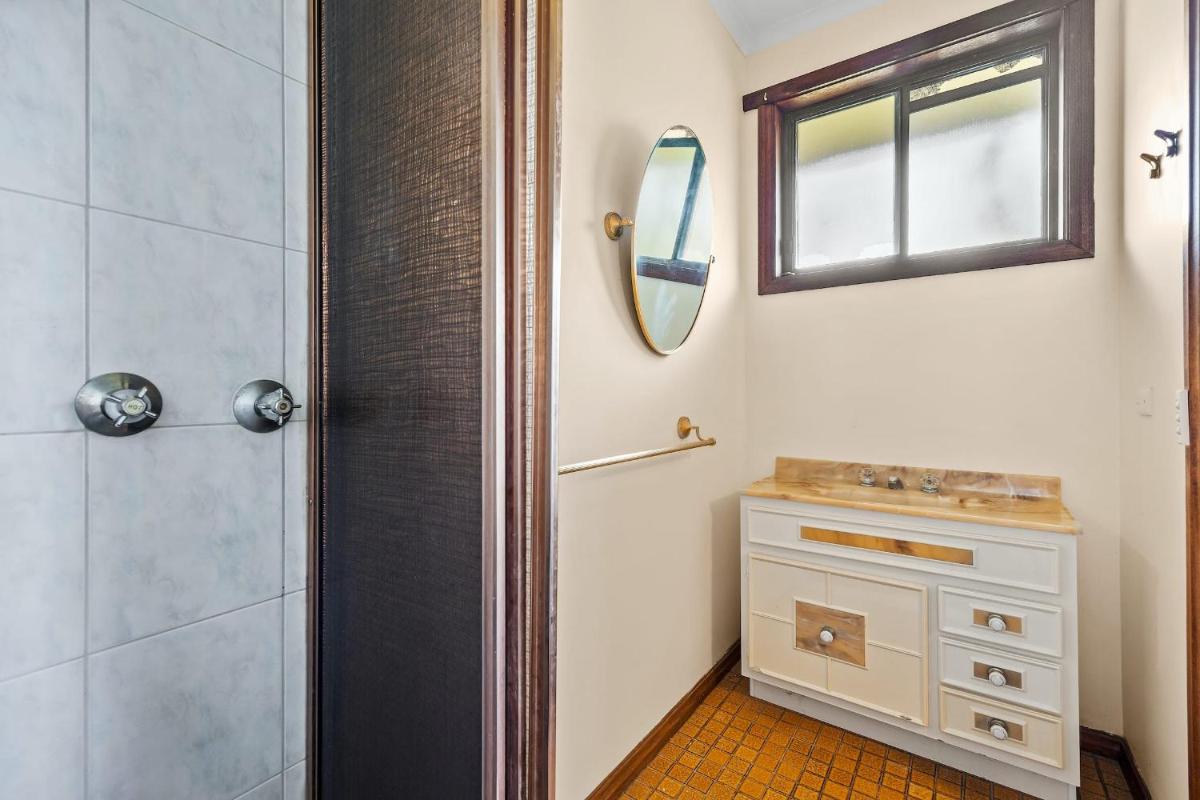 OFFLINE - Cozy 4BR Home in the Heart of Canadian - Housity