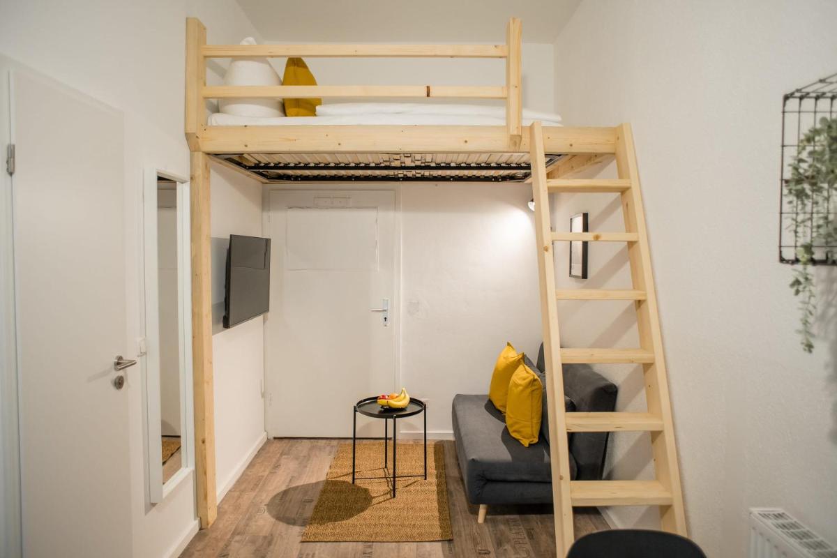 111 Cosy Box for 3 x - Housity