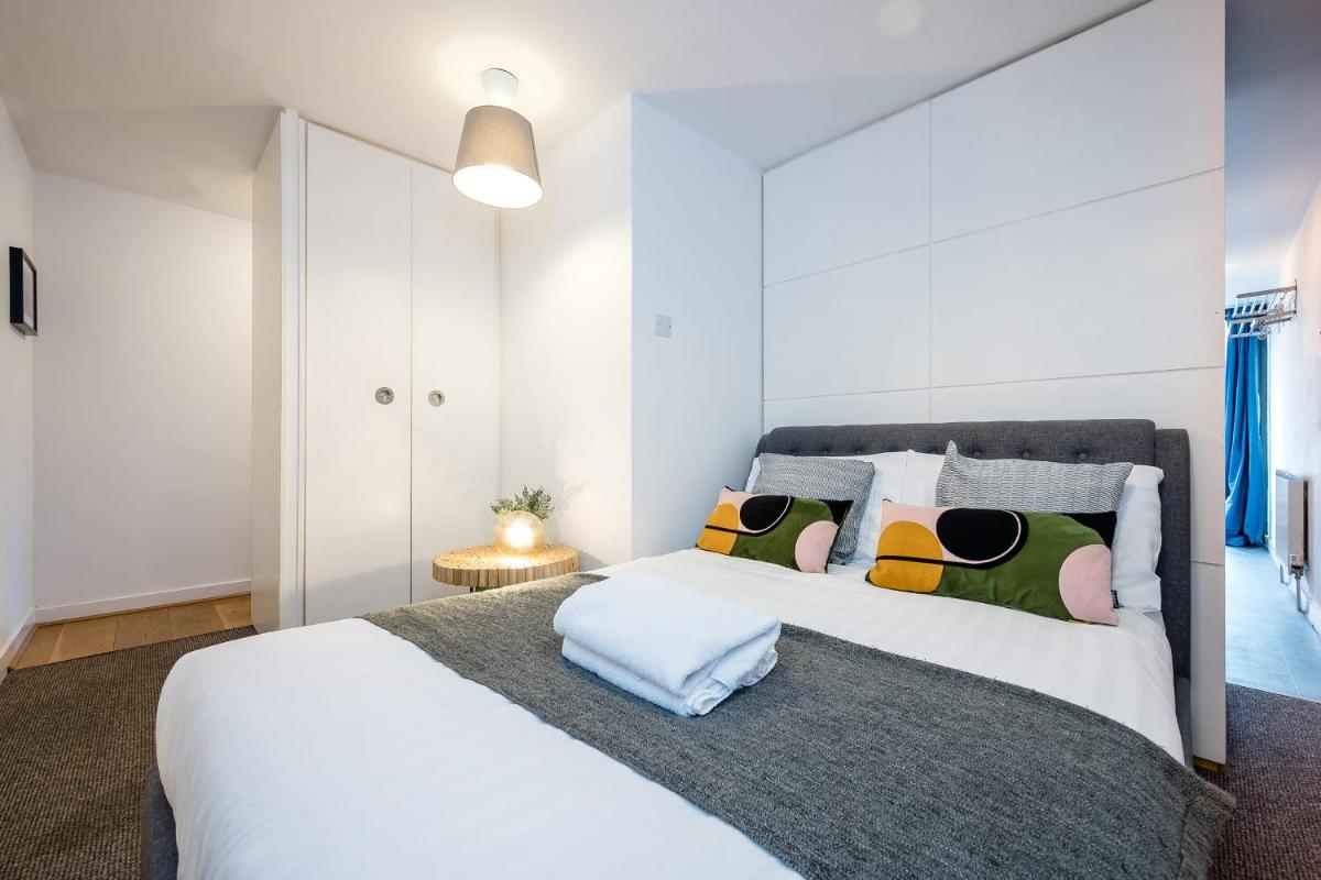 Host & Stay - Preston's Rooftop Apt - Housity