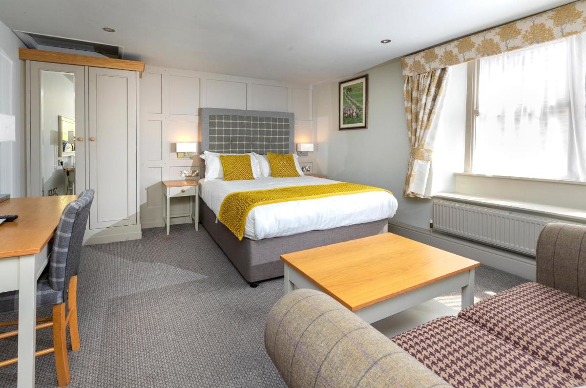 The Woolly Sheep Inn - Housity