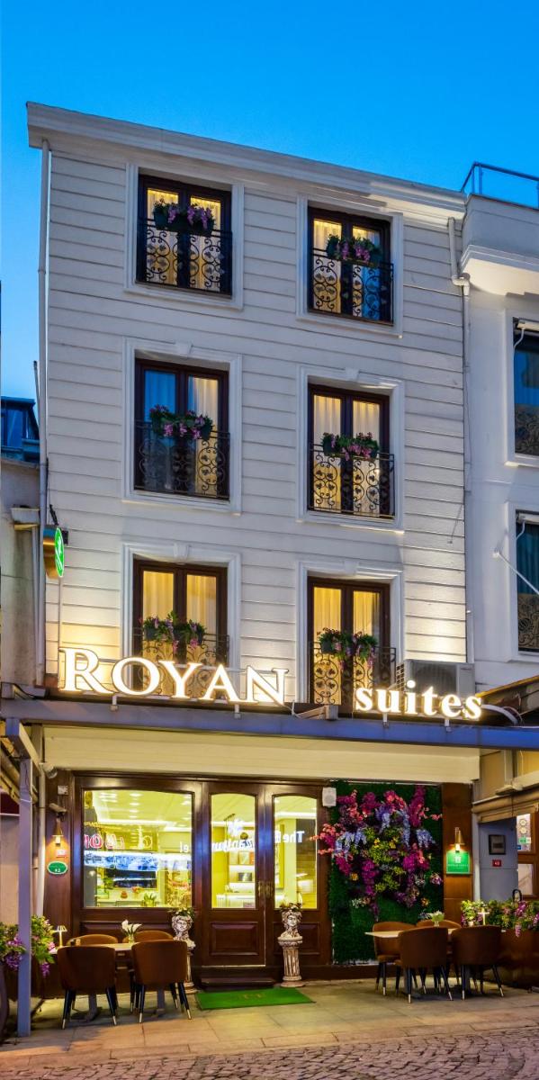 Royan Suites - Housity
