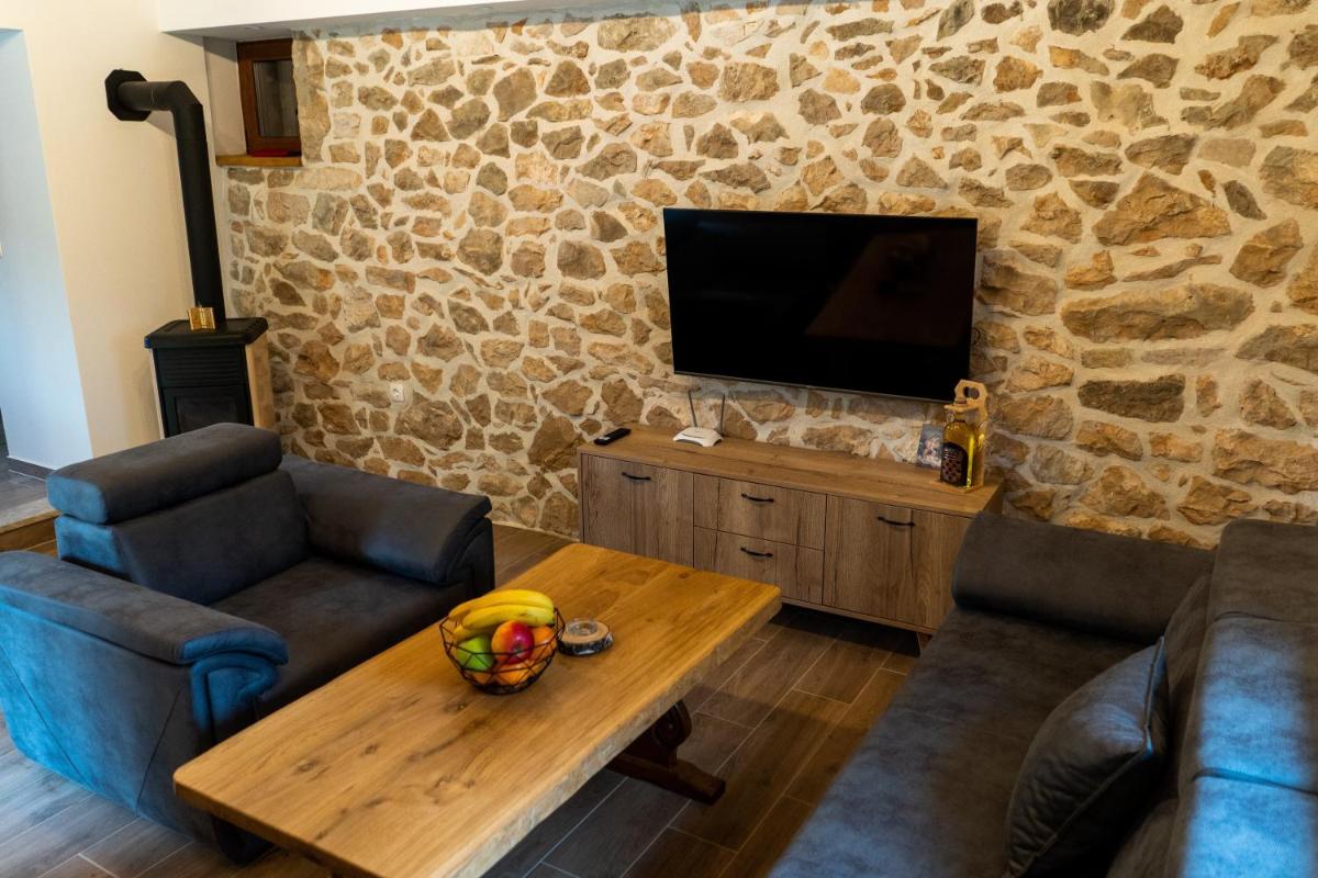 Kamena Kuća Vegar - Housity