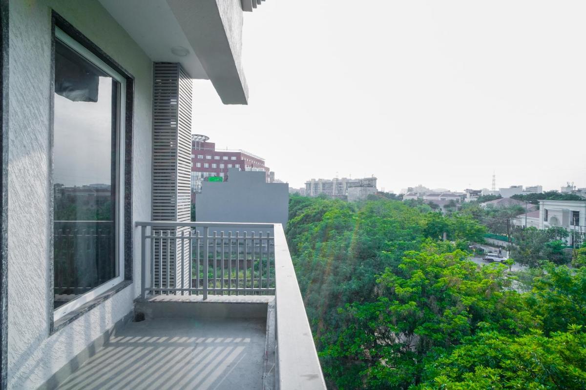 Saltstayz Select - Huda City Center - Housity