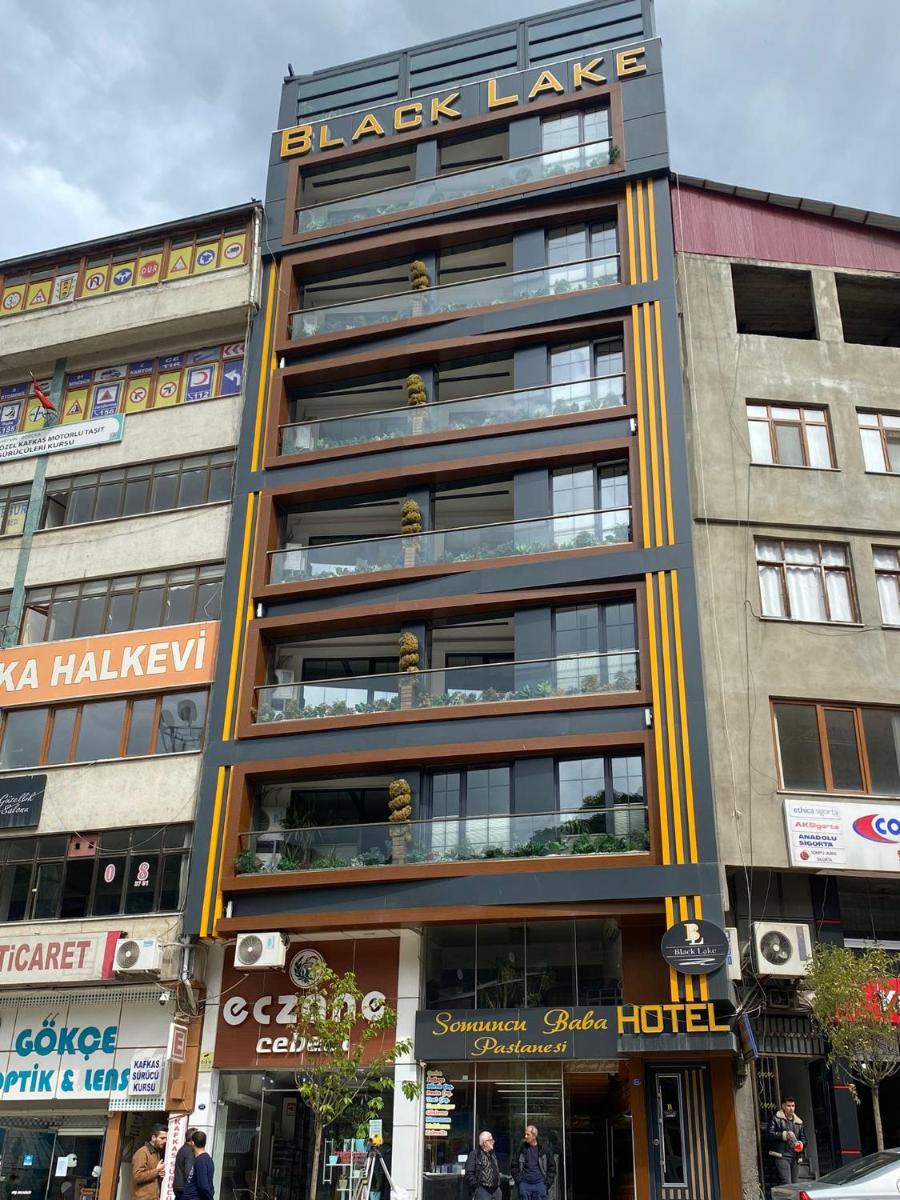 BLACKLAKE OTEL - Housity