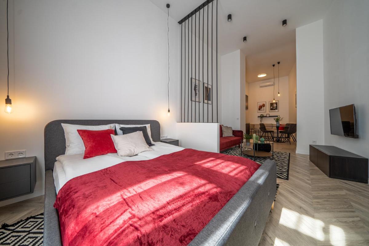 Suitetrails - K33- Boutique Apartments, Best Location, by BQA