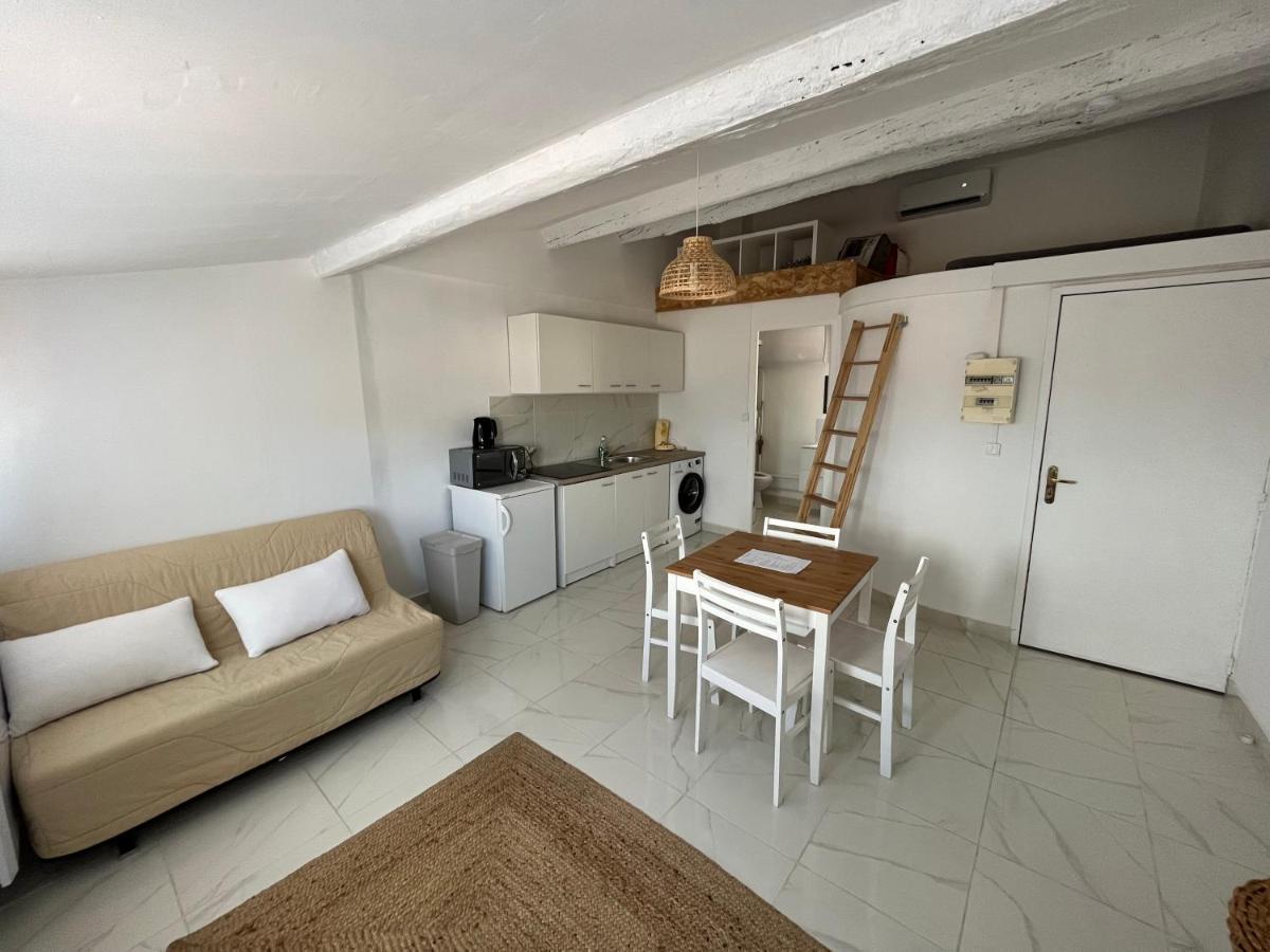 Studio centre ville LES ARCS avec vue sur massif des maures - Housity