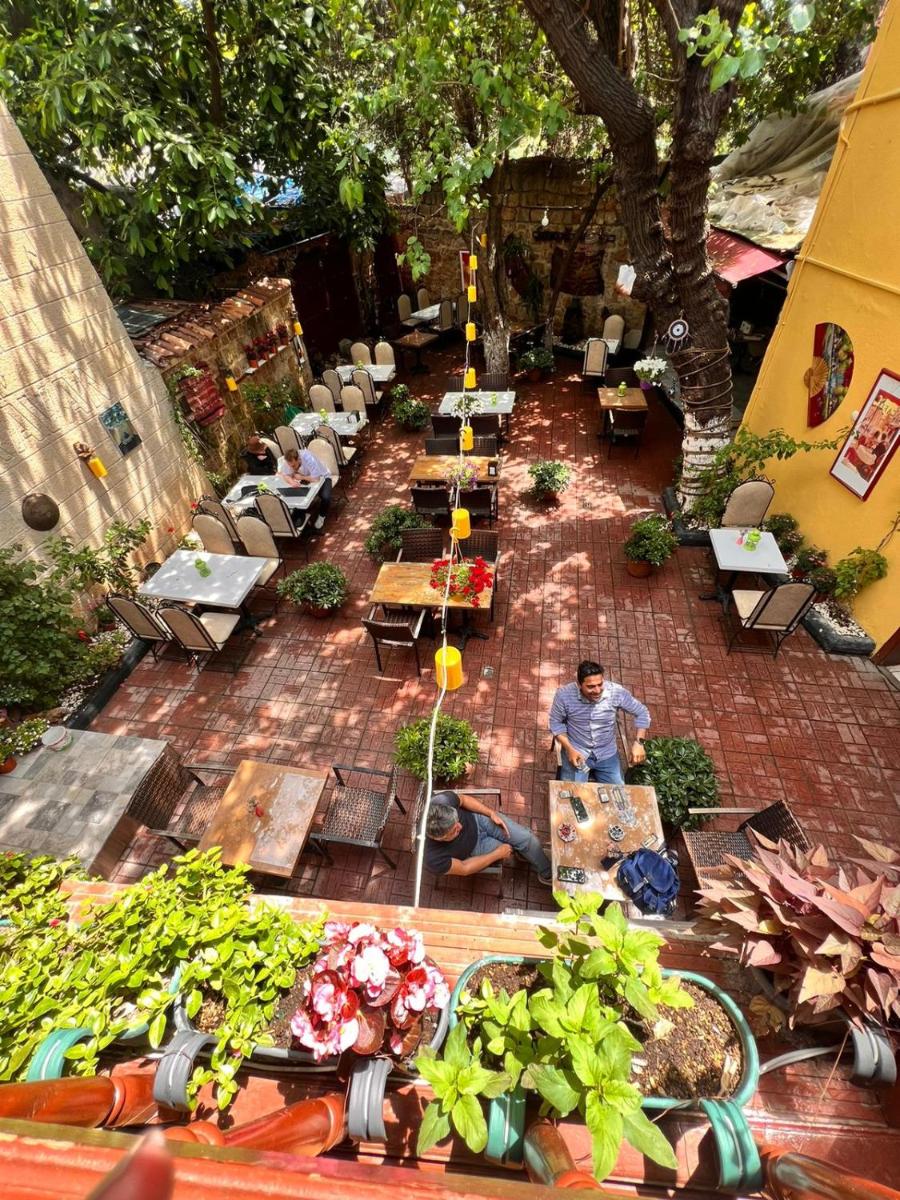 Sarı Konak - Housity