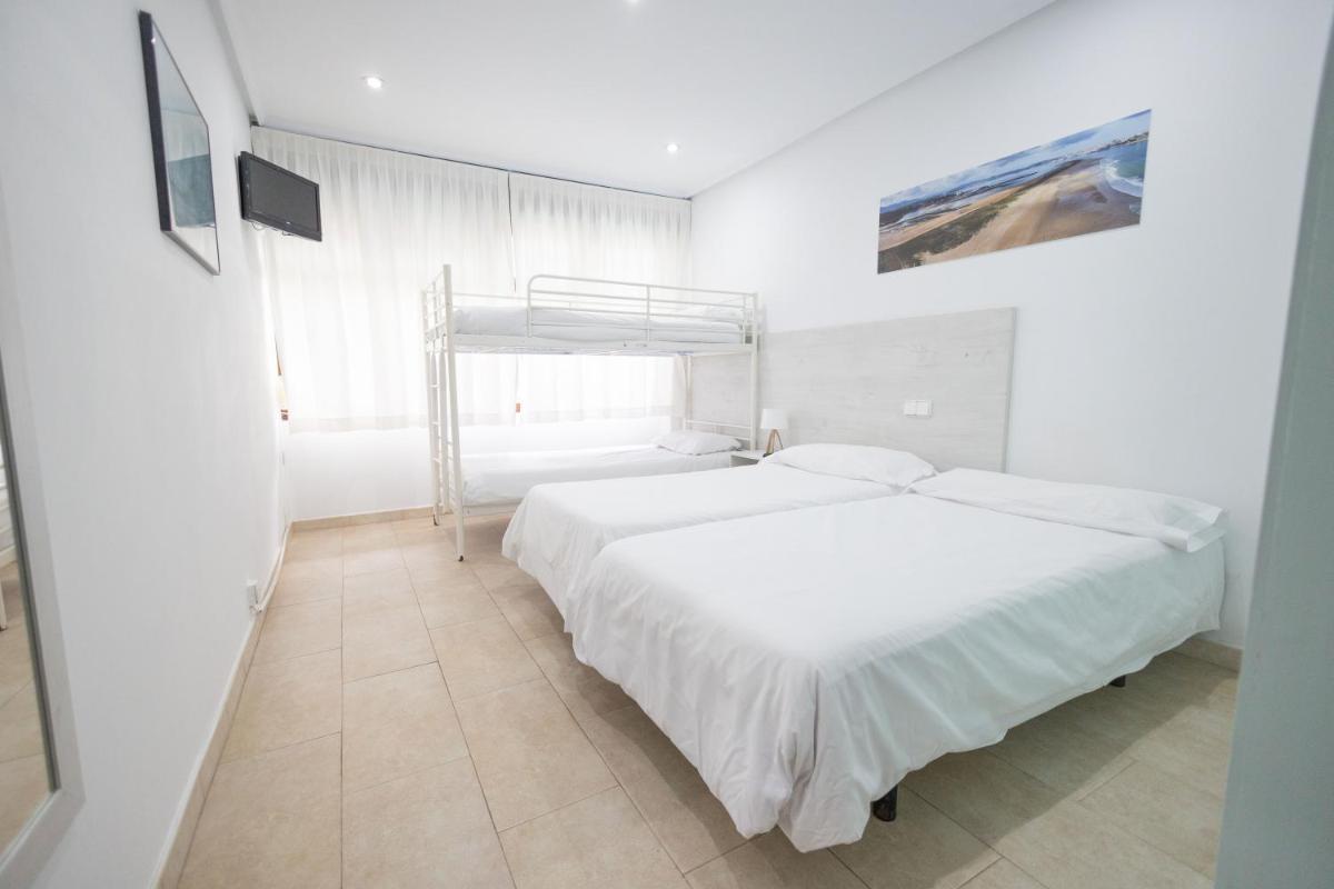 Hotel Pinar Somo Surf - Housity
