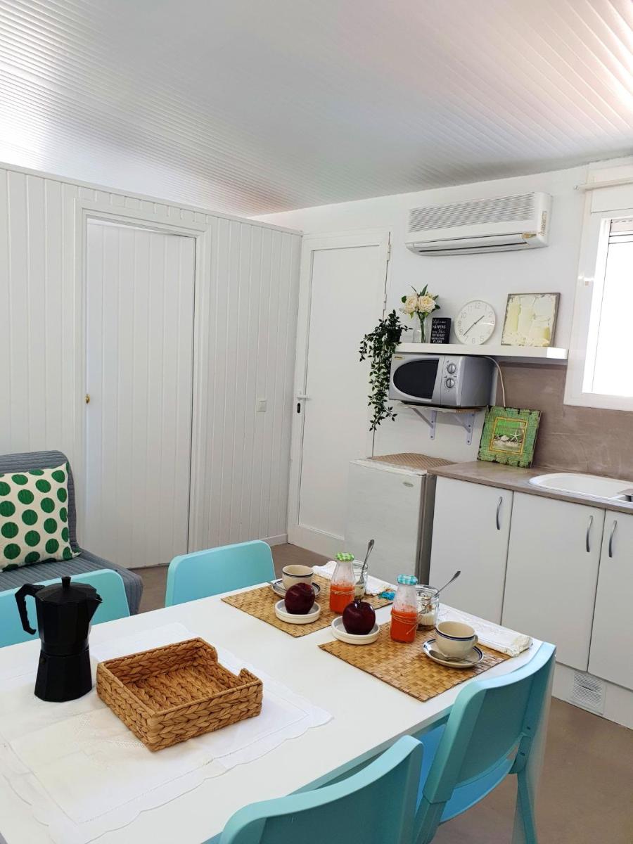 Modern Apartment in Poble Nou 25 m² - Housity