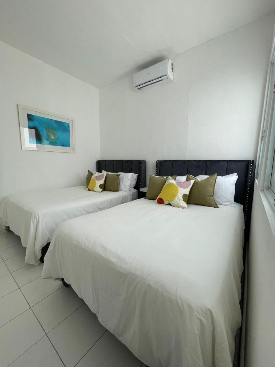Janer House at San Juan - Housity