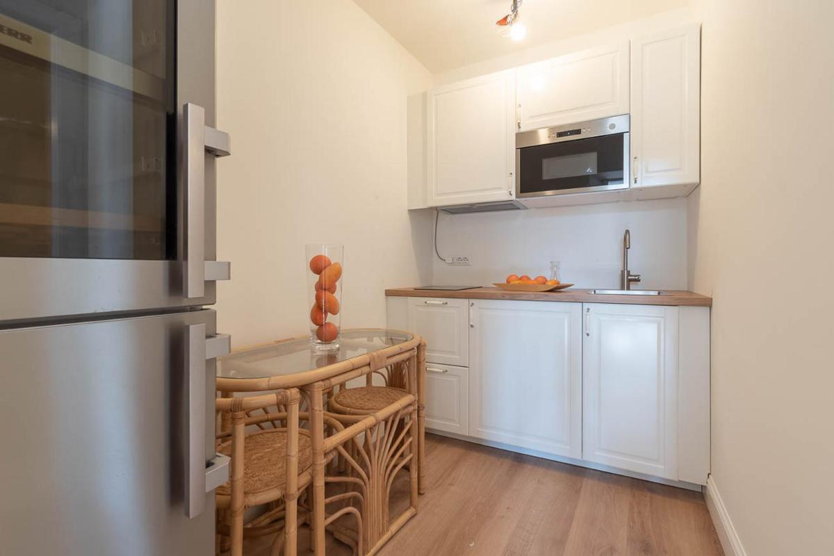 The Leoncino Hotel - Housity