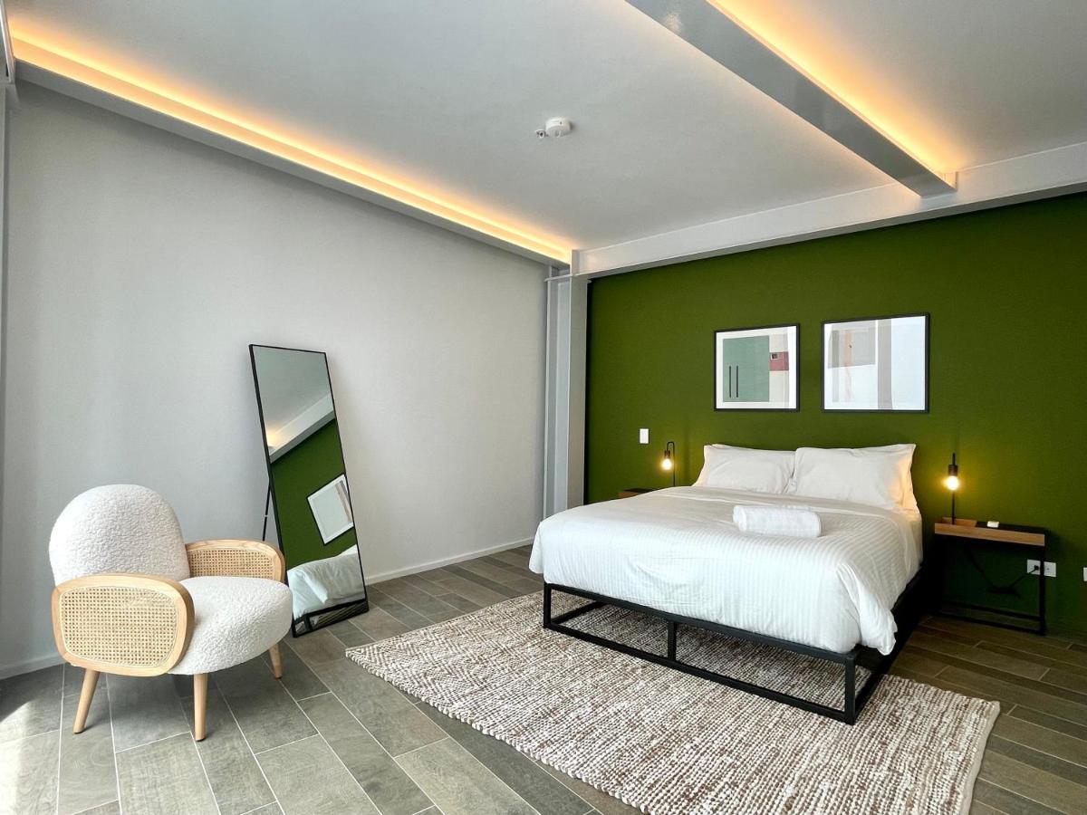Modern 1BR With Pool In Casco Antiguo - Housity